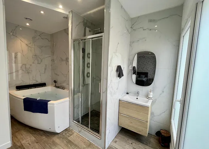 شقة Romantique - 044 *